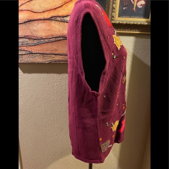 Grandmacore Autumn/Fall Embellished Sweater Vest - Picture 3 of 10